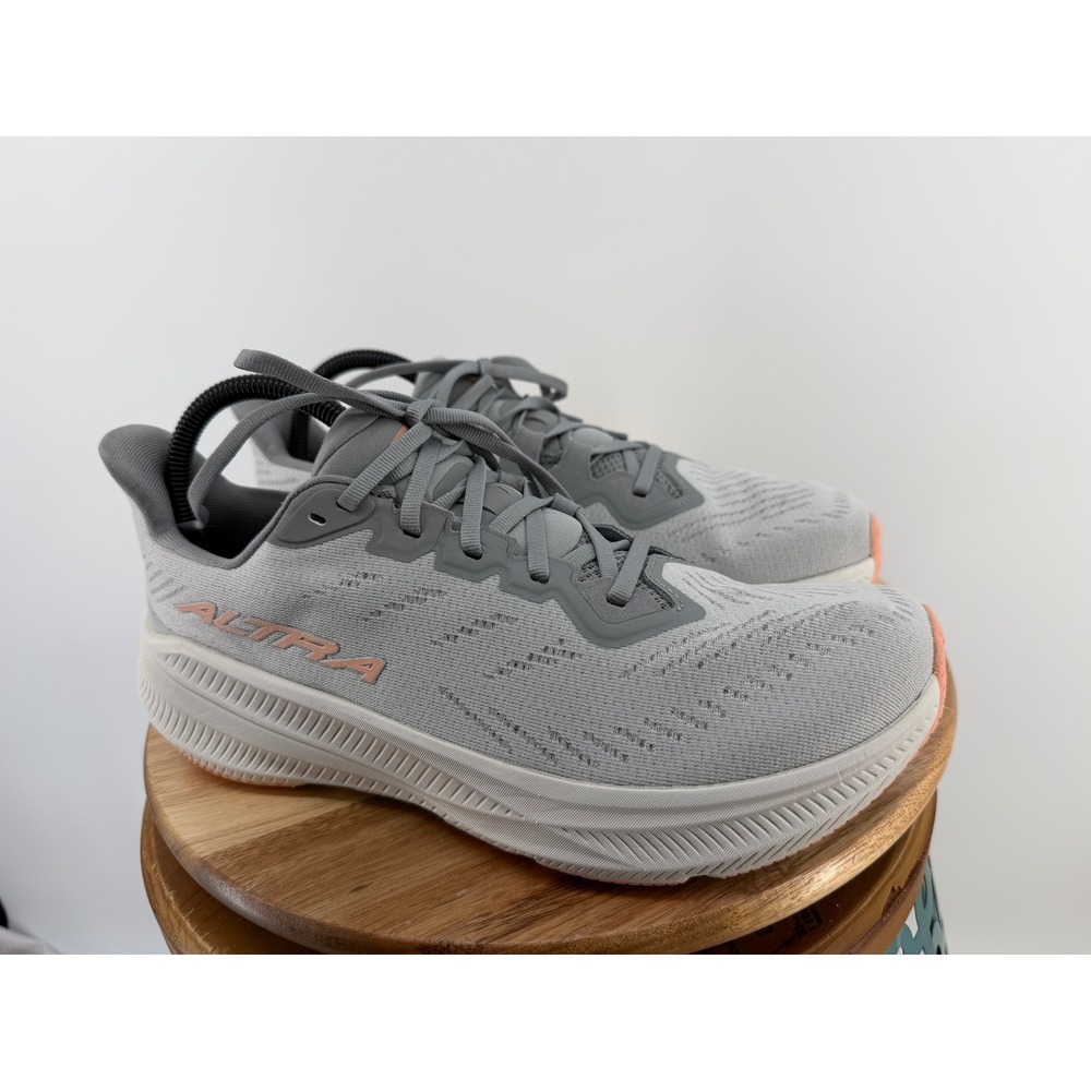 Altra FWD Experience Womens 10 Gray Peach Running Shoes AL0A85RF220 Low Drop - Picture 3 of 13
